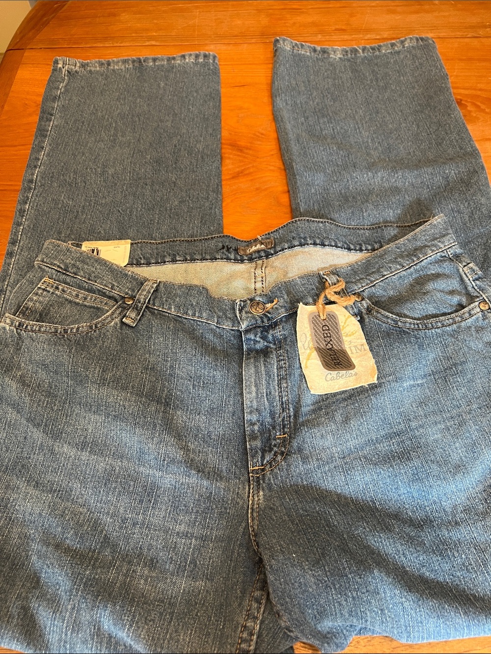 Cabela’s Midrise Relaxed Jeans - Straight Leg NWT Medium